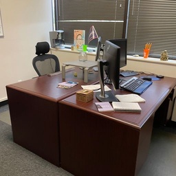 [#E4-64] Double ped cherry desk