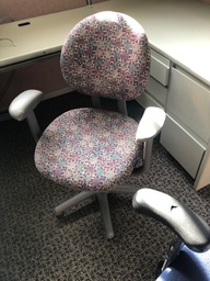 [#B13-80] task chair designed