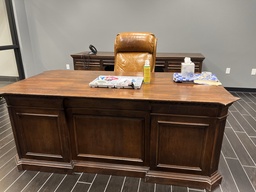 [#E4-9] Desk