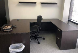 [#E7-17] U Shaped Desks