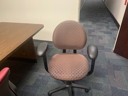 [#B13-25] Task chair