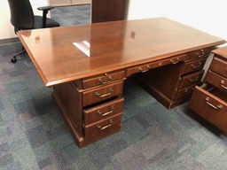 [#E10-w9] Riser desk