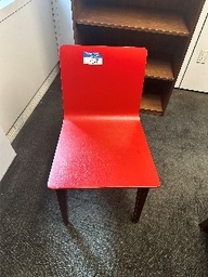 [#E8-37] #32 - Red Guest Chair20 x 31 x 18.5