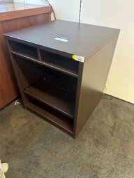 [#D26-61] #56 - wooden storage ped 24 x 24 x29