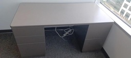 [#E3-28] DESK 60" X 30"