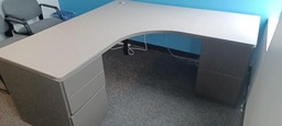 [#E6-49] L SHAPED DESK 6' X 6'