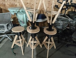[#B1-17] Stool (14x14x28)