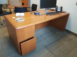 [#E3-16] Desks With One Ped