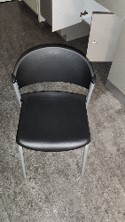 [#B4-42] Stacking Chairs 