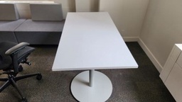 [#C5-145] Café table