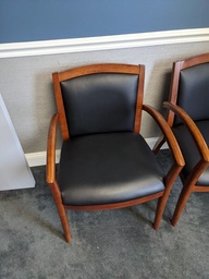 [#B8-59] Light Wood Black Leather Guest Chair