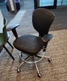 [#B13-150] Chair, Task 