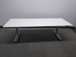 [#E10-31] 70" Steelcase height-adjustable desk, manual