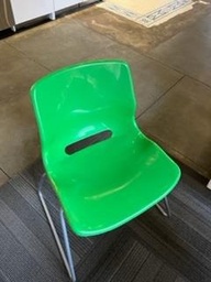[#B4-203] Plastic Chairs