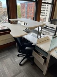 [#C21-234] Varidesk