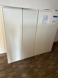 [#D11-19] Tall Filing Cabinets