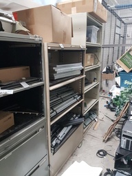 [#D10-43] Metal file cabinet, 4-drawer (poor condition)