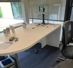 [#C5-32] Wood Penisula Table/ 36" x 90"