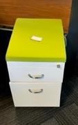 [#D16-89] BF Mobile Pedestal w/ green cushion top