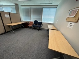 [#C19-4] Misc. Desks/Tables