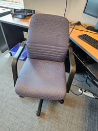 [#B13-11] Task Chair - with Arms (blue/purple)