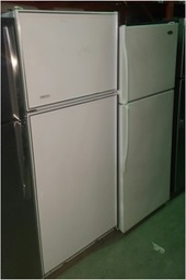 [#G10-1] WHITE FRIDGE