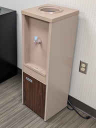 [#G4-9] Water Dispenser