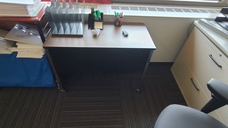 [#C20-50A] Mobile PC Table