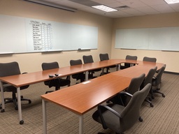 [#C19-4] Training Tables on Castors