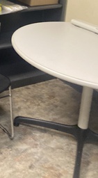 [#C5-10] Breakroom Round Table