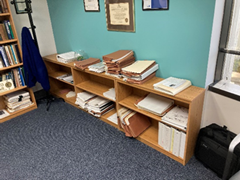 [#D1-83] Small Bookcase, 36x11x29"