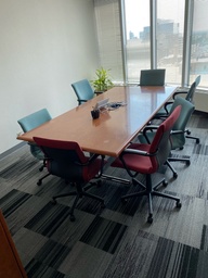 [#C7-9] Meeting Table