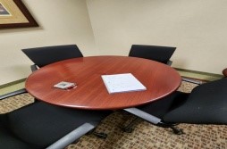 [#C5-29] Round Table (38")