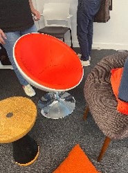 [#B12-138] Chairs--red/Wht