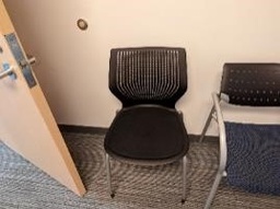 [#B8-133] Chair, Guest, Black, 28" x 22" x 32"