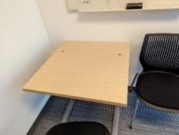 [#E1-229] Desk, Maple