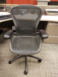 [#B13-40] Aeron Chair - Black