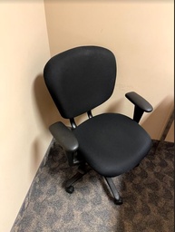 [#B13-1] Black Task Chair