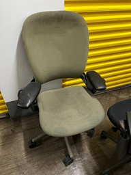 [#B13-CH37] Green fabric leap chair