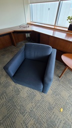 [#B12-108] Blue Arm Chair