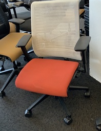 [#B13-6] Red Think Task Chair