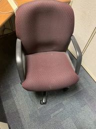 [#B13-18] task chair - burgendy with arms