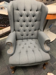 [#B12-40] gray arm chair