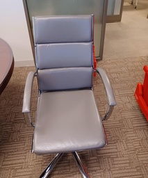 [#B13-112] Guest Gray