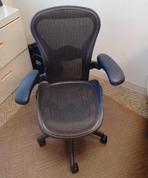 [#B13-325] Aeron Chair