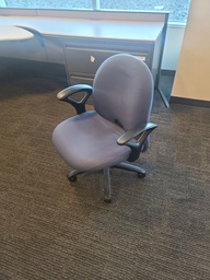 [#B13-5] Task chair