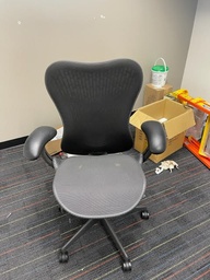 [#B13-123] MESH TASK CHAIR