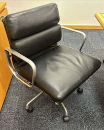 [#B5-31] Swivel chair | Cadeira giratória