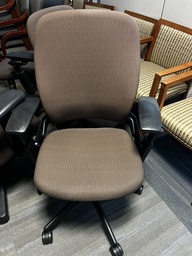 [#B12-42] Brown Task Chairs