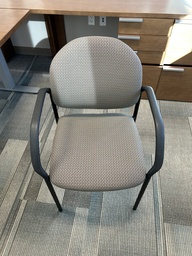 [#B8-11] Stack chairs